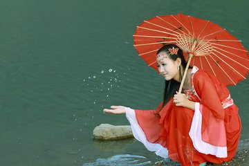 梦中的夜故事完整版本